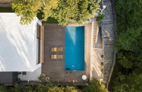 Jadranovo Villa | AB61 Tiny Design House for Two