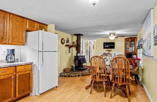 Salter Path House | AB98 Fanci's Hideout