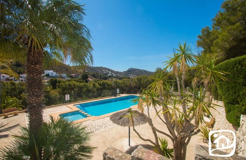 Arnella Villa | Abahana Villas Palmtrees