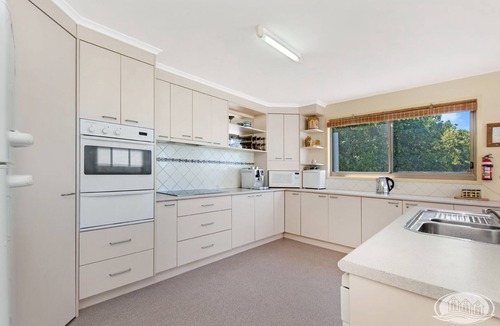 Cape Bridgewater House | Abalone Beach House - Magnificent Beachfront Home