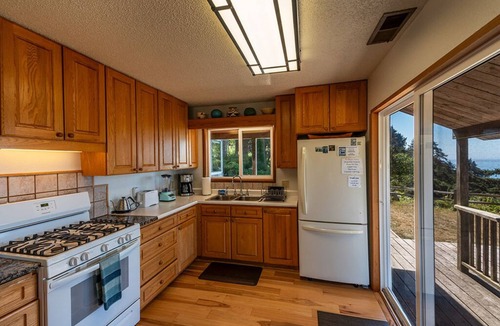 Trinidad Cottage | Abalone Cabin - Charming retreat w/ocean views!