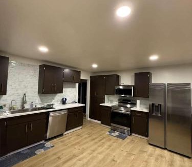 Anchor Bay House | Abalone Cove