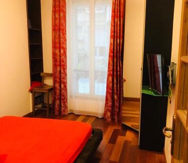Montmartre Apartment | Abbesses Montmartre Apartment