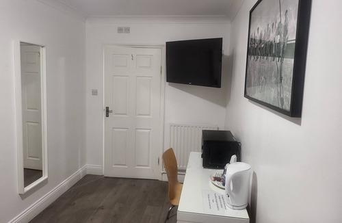 Park Royal Hotel | Abbey Point Hotel