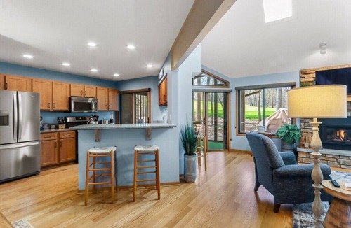 Fontana Condo | Abbey Springs Golf View Condo with Golf Cart Pools Private Beach