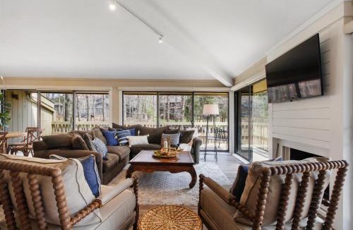 Fontana House | Abbey Springs - Private Community & Amenities