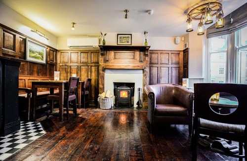 Kenilworth Hotel | Abbeyfield By Chef and Brewer collection