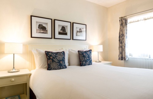 Kenilworth Hotel | Abbeyfield By Chef and Brewer collection