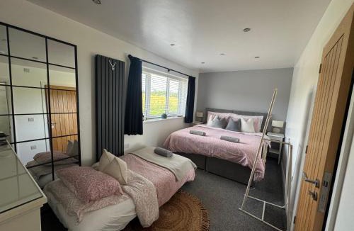 Forsbrook House | Abbey’s Inn