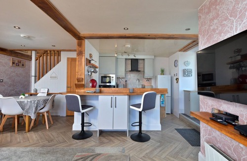 Whitby Ski Chalet | Abbeyview