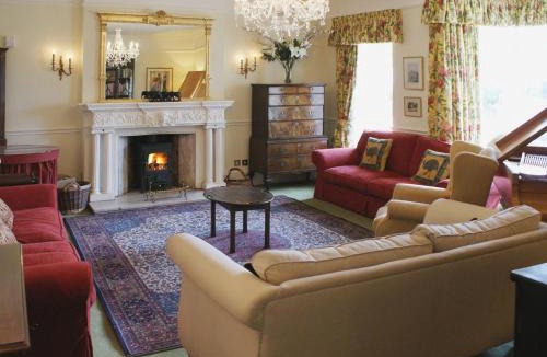 Honiton House | Abbots Manor