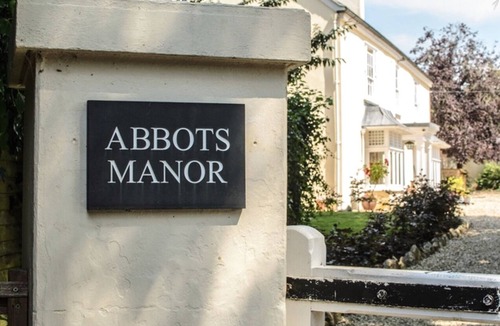 Honiton Cottage | Abbots Manor