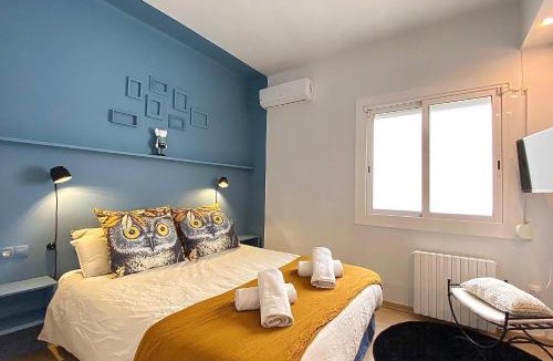 Sitges Town Center Apartment | Abbott apartment - 1 min from the beach - 100m2 - sleeps 8
