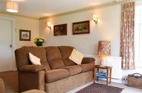 Potterne House | Abbotts Ball Farm