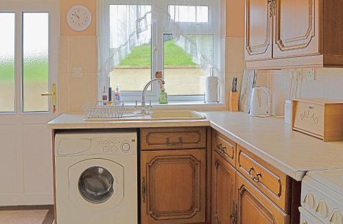 Potterne House | Abbotts Ball Farm