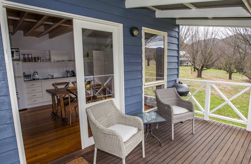 Wandiligong Cottage | Abby's Cottage Bright