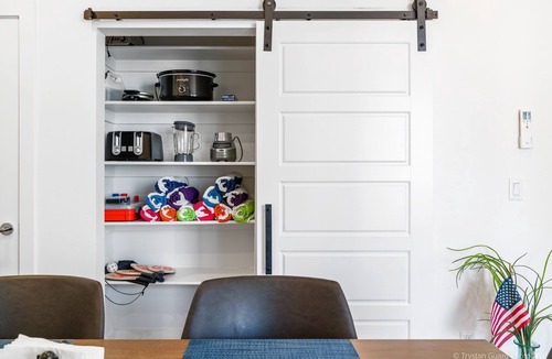 St. George House | Abby's Retreat 4 Bedroom Townhouse by RedAwning