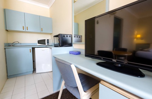 Sylvania Hotel | Abcot Inn