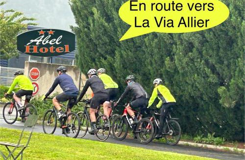 Langeac Hotel | ABEL Hôtel CHAMBRE ECONOMIQUE PARKING PRIVE WIFI