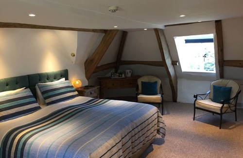 Glasbury House | Aberllynfi Riverside Guesthouse