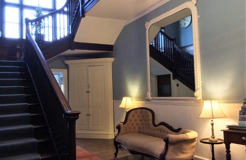 Glasbury House | Aberllynfi Riverside Guesthouse