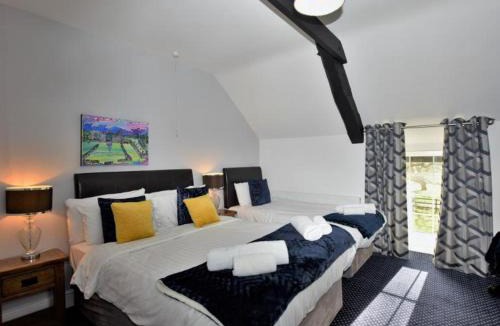 Aberystwyth House | Aberystwyth, Pentre Farmhouse,