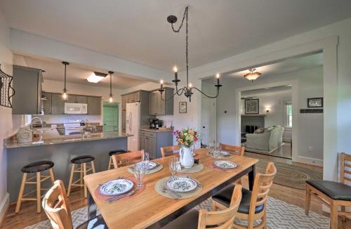 Abingdon House | Abingdon Family Getaway w/Porch & Views!