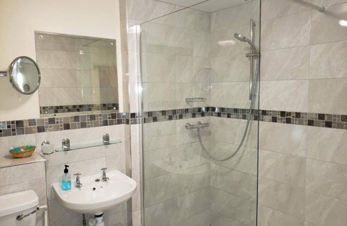 Clifton Hampden House | AbingPlough House