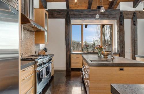 Twin Creeks House | Abode at Elkhorn Estate