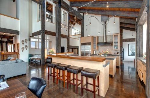 Twin Creeks House | Abode at Elkhorn Estate