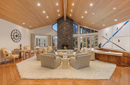 Sun Valley House | Abode at Fairway Estate