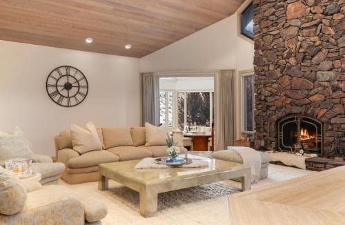 Sun Valley House | Abode at Fairway Estate