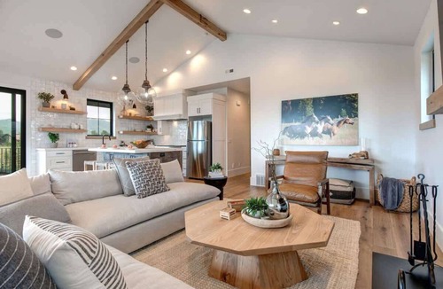 Kamas House | Abode at Journey's End, hot tub, fire pit, lake access, estate