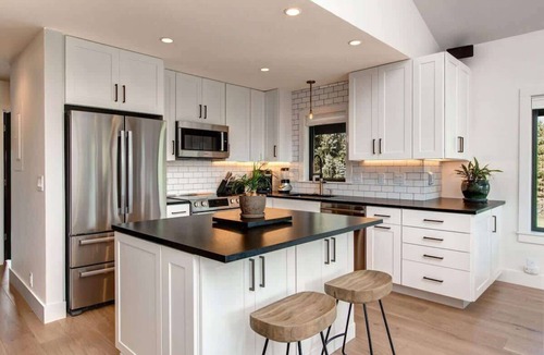 Teton Village Condo | Abode at Rendezvous, private entrance, large deck