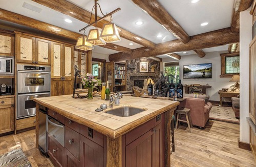 Warm Springs House | Abode at Silvertip | Sweeping Estate with 4 Cabins