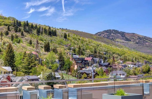 Downtown Park City Condo | Abode at Sky Silver, upscale flat on Main Street, trail access