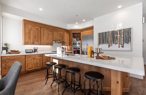 Deer Valley Condo | Abode at Sterling Lodge | Ski out the Door | Silver Lake Village