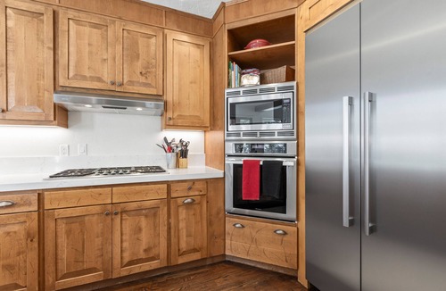 Deer Valley Condo | Abode at Sterling Lodge | Ski out the Door | Silver Lake Village