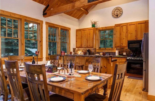 Granite Ridge House | Abode at the Homestead, walk to slopes, hot tub
