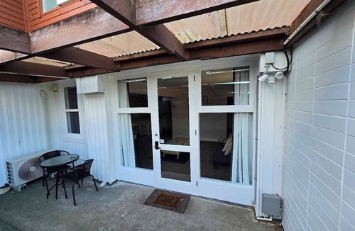 Miramar Apartment | Abode for Two (and a Few Paws!)