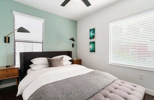 Montrose Apartment | Abode | Montrose | 1-Bedroom
