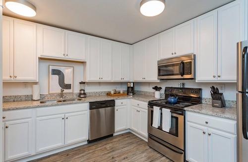 Nashville Apartment | Abode Nashville - Marathon Village Near Downtown