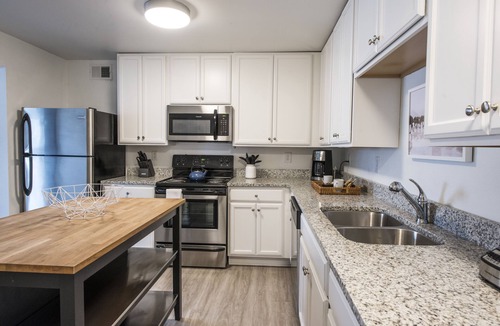 Nashville Apartment | Abode Nashville - Marathon Village Near Downtown