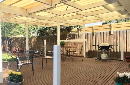 Yarraville House | ABODE ON ADENEY FREE WIFI PET FRIENDLY