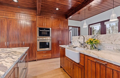 Granite Ridge House | Abode on the Big Trail | Access to Ski Runs