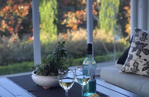 Renwick House | Abode with a View