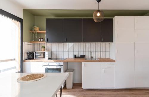 Cergy Apartment | ABONDANCE - Logement urbain, lumineux et design pour 4 pers