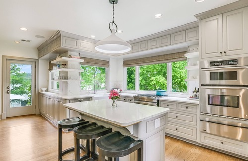 Tarrytown House | Above Austin Icon | Waterfront Lake Austin | Pool l Sauna l Game Rm I Family