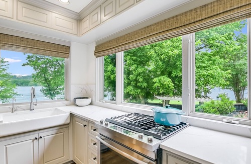 Tarrytown House | Above Austin Icon | Waterfront Lake Austin | Pool l Sauna l Game Rm I Family