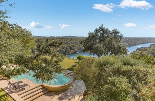 River Pointe House | Above Lakeview I Lake Austin I Pool & Spa I Sunset Lake Views I Dock